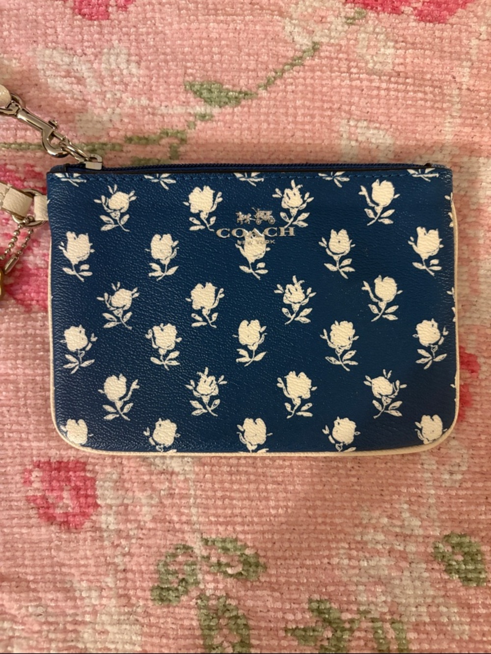 💙 Blue & White COACH Wristlet